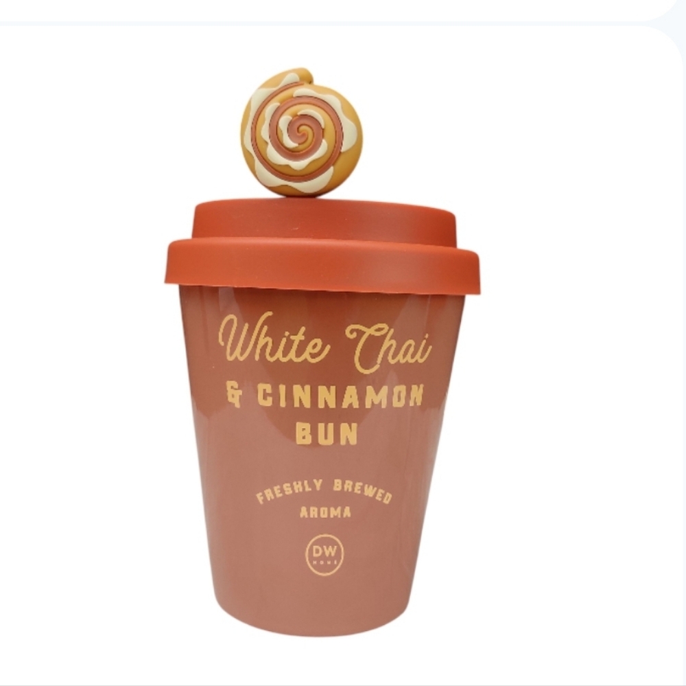 DW Home White Chai & Cinnamon Bun Hand Poured Candle Silicone Lid & At
